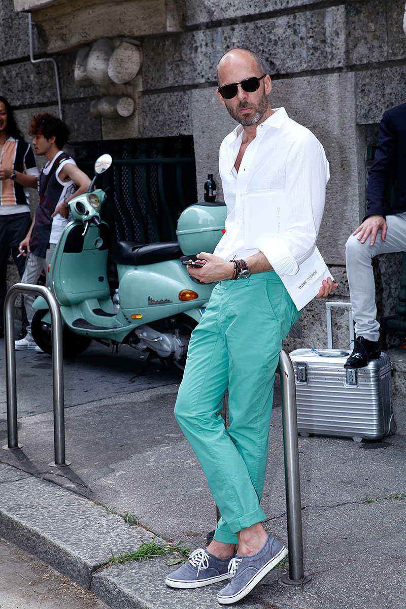 Pantalon remangado hombre sales